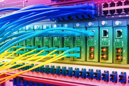 Was verbirgt sich hinter den Kürzeln FTTX, FTTC, FTTB bzw. FTTH? Wo liegen die Unterschiede?